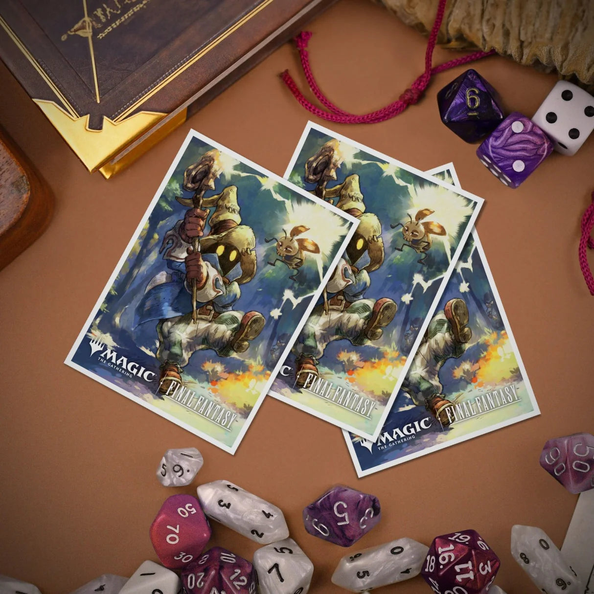 FINAL FANTASY™ Vivi, Stray Black Mage 105ct APEX Deck Protector sleeves for Magic: The Gathering